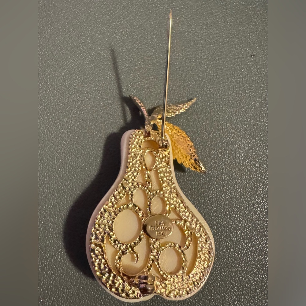 Vintage Cream Pear Les Bernard Brooch Pin - Picture 3 of 7